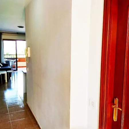 Los Cristianos 2 Bdr. Near To The Beach Wifi Apartment