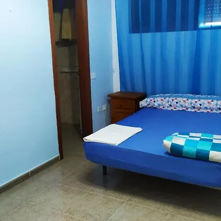 Апартаменты Los Cristianos 2 Bdr. Near To The Beach Wifi *